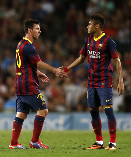 库里倡议勇士续约小佩顿 追梦力挺队友