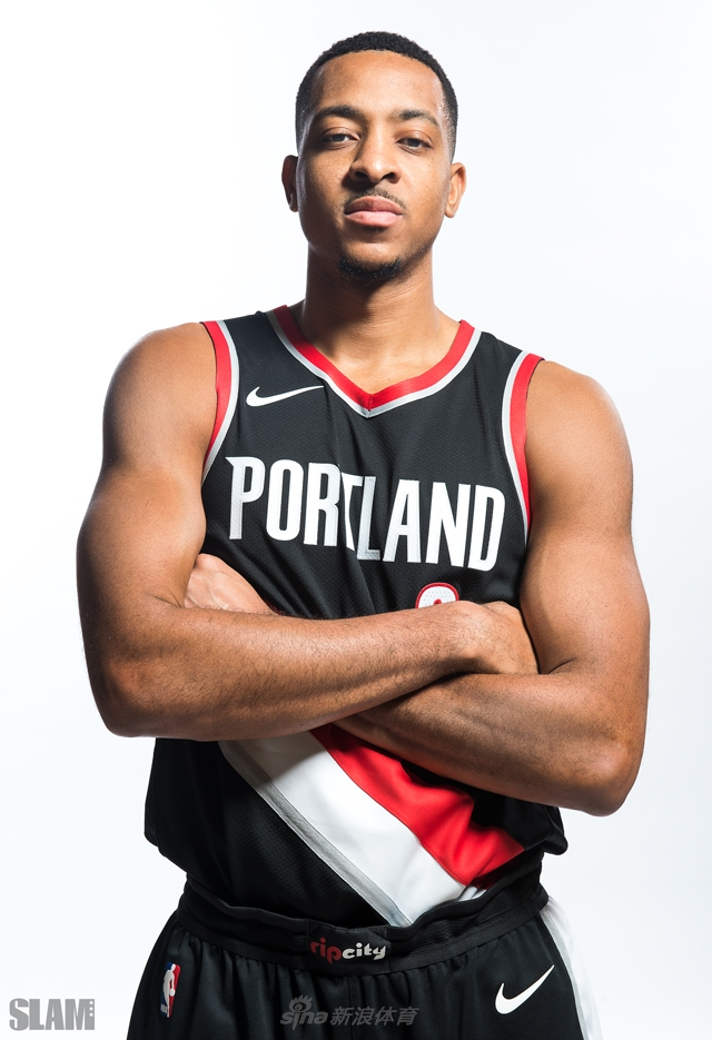 不小的轰动 不小的轰动