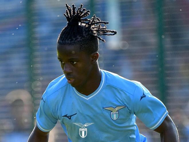 马卡：欧足联明日将公布对姆巴佩、维尼修斯等四人的处罚结果.