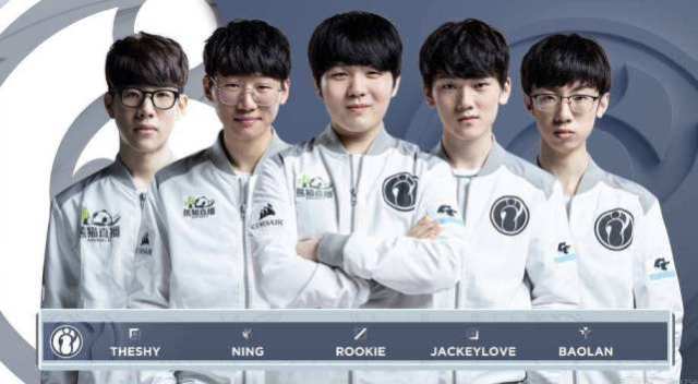 在他巅峰的 在他巅峰的